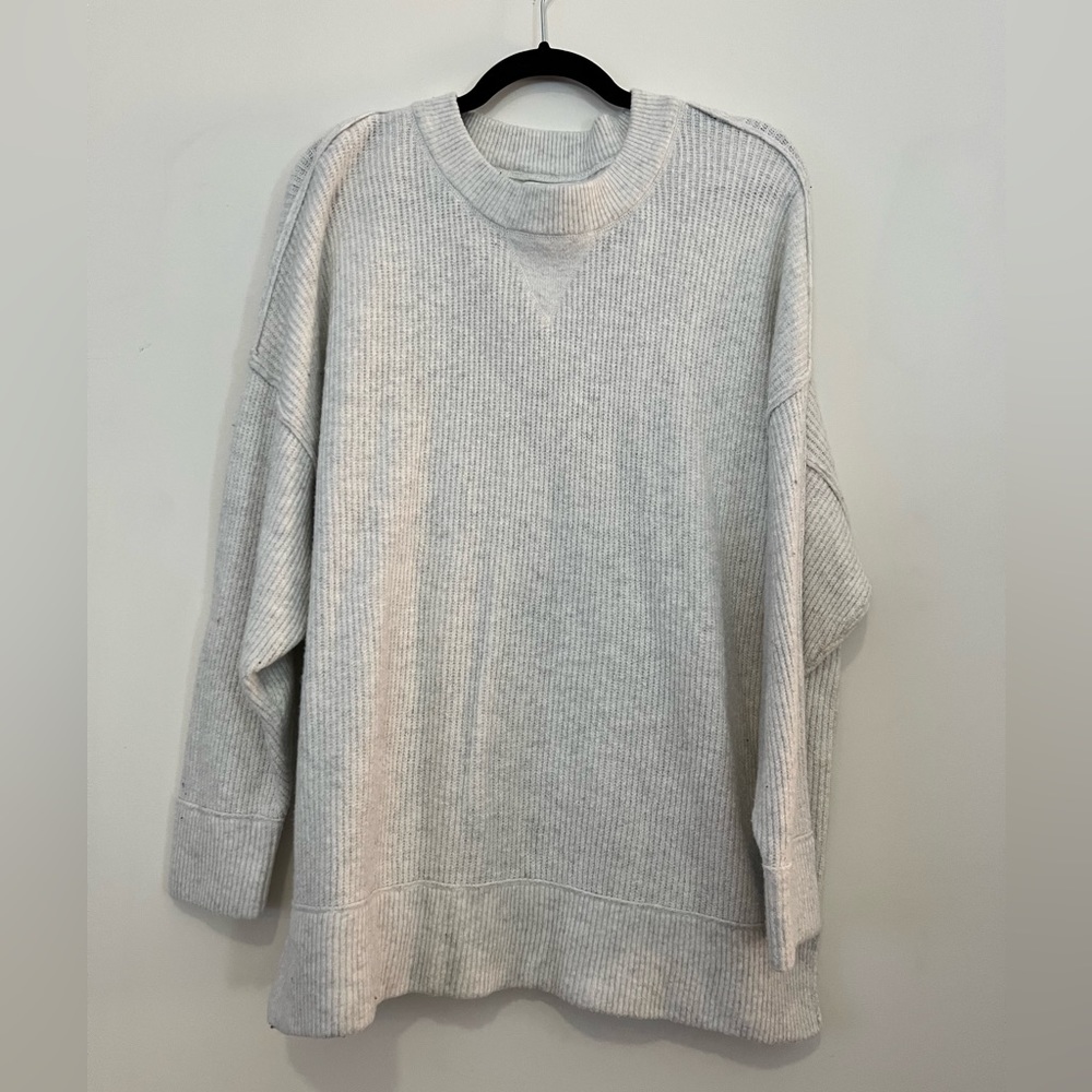 Aerie Cream Sweater Size L NWOT
